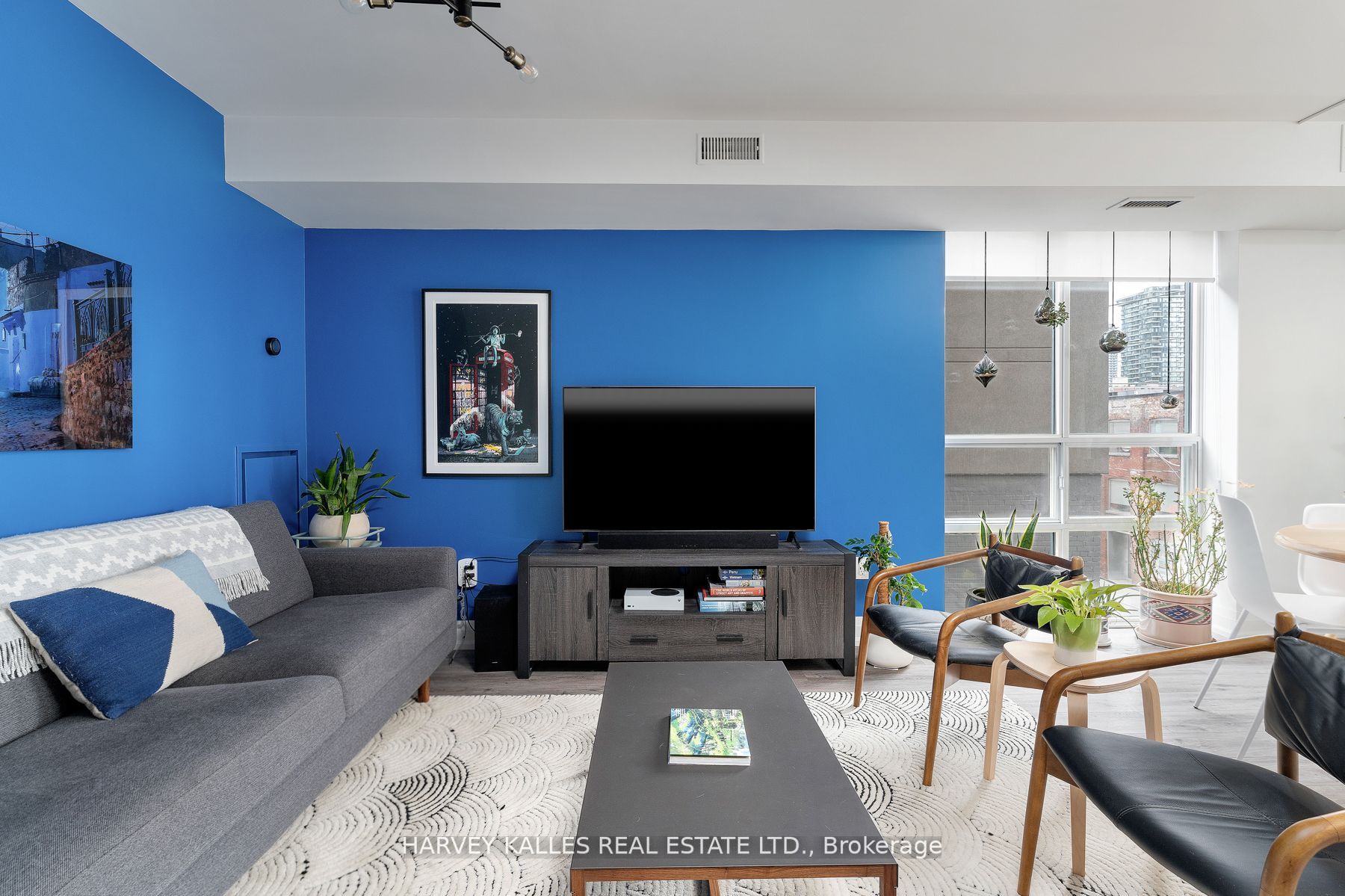 311 Richmond St E, #403