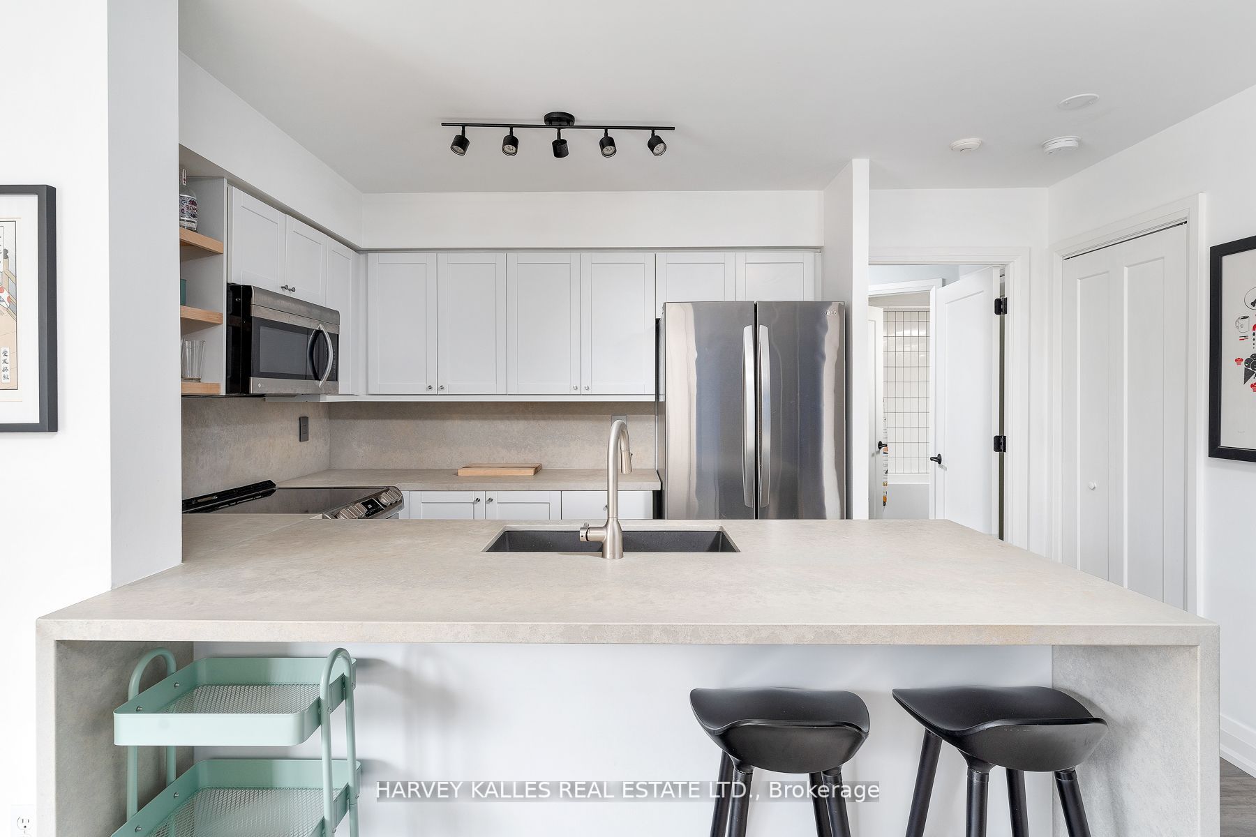 311 Richmond St E, #403