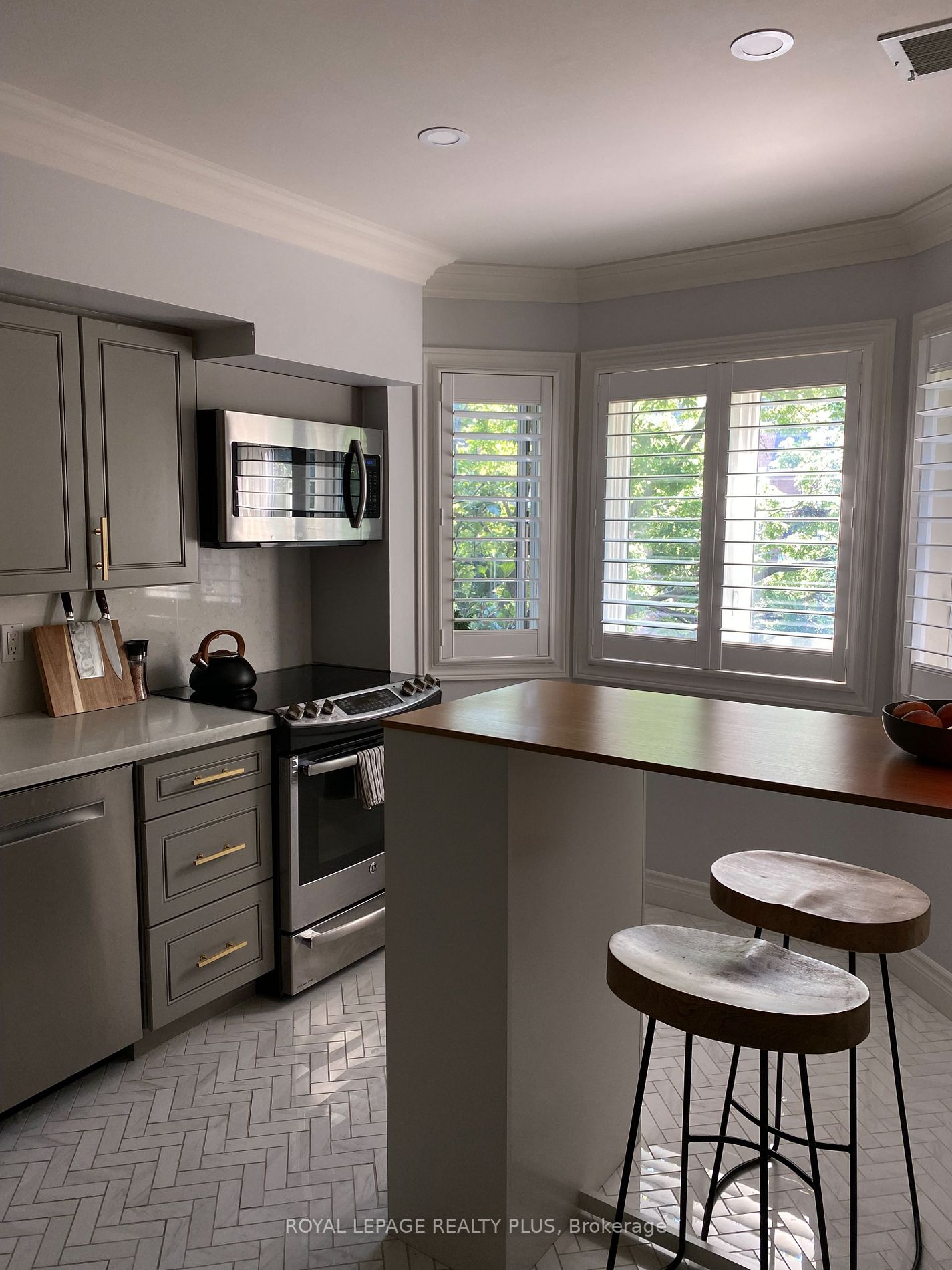 38C Shank St, #C
