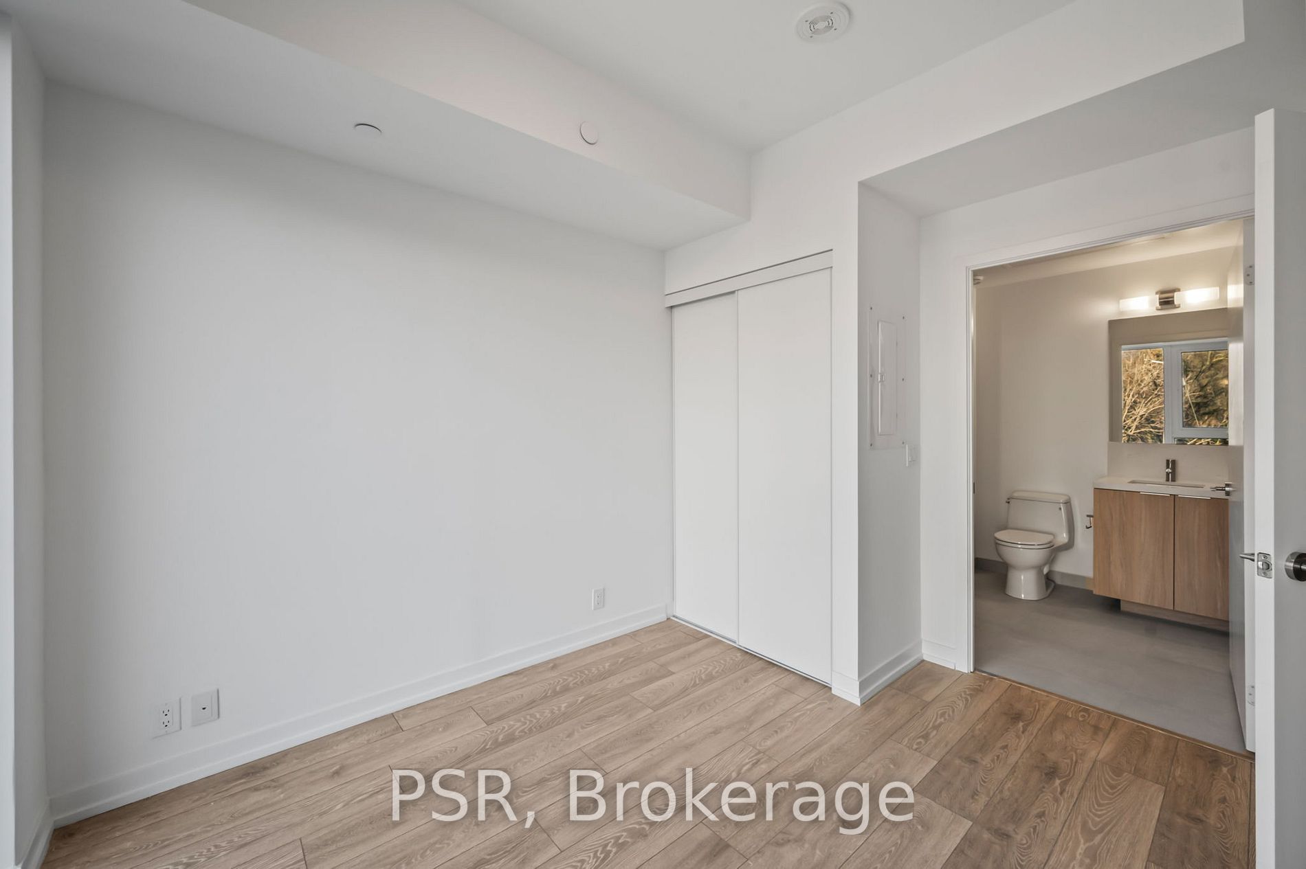2020 Bathurst St, #336