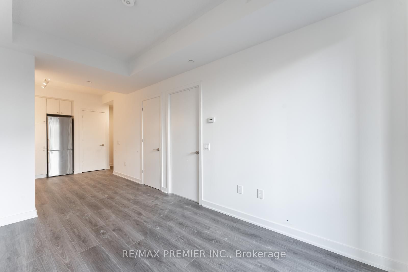 9 Tecumseth St, #408