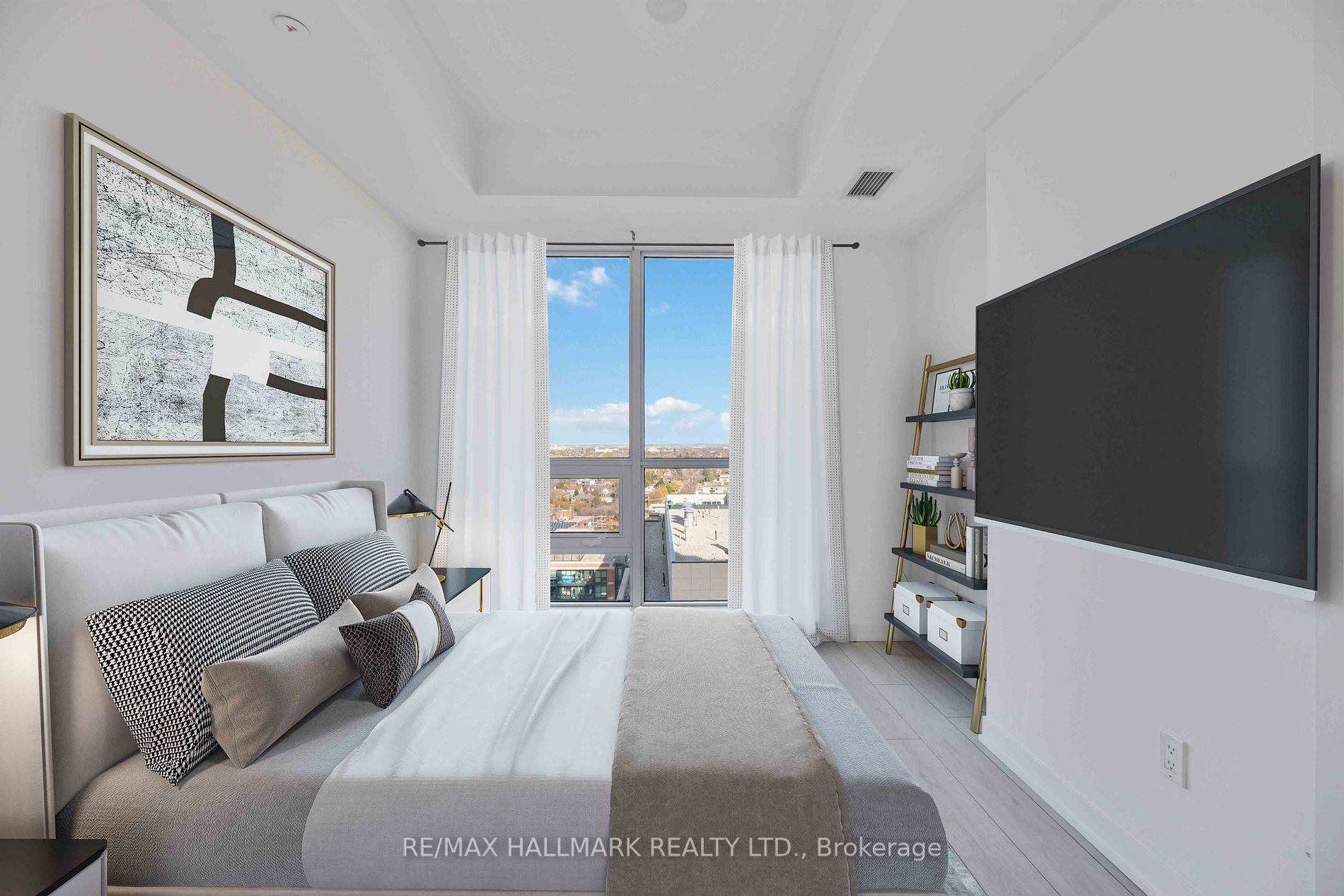 31 Tippett Rd, #1305