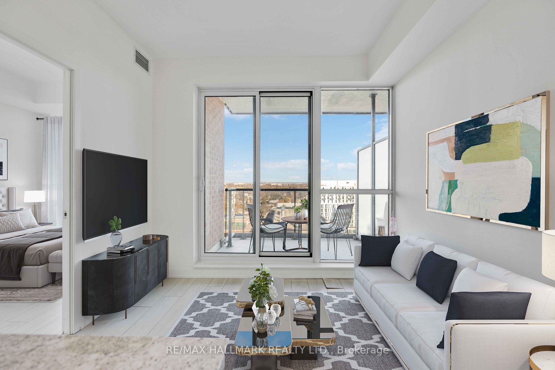 31 Tippett Rd, #1305