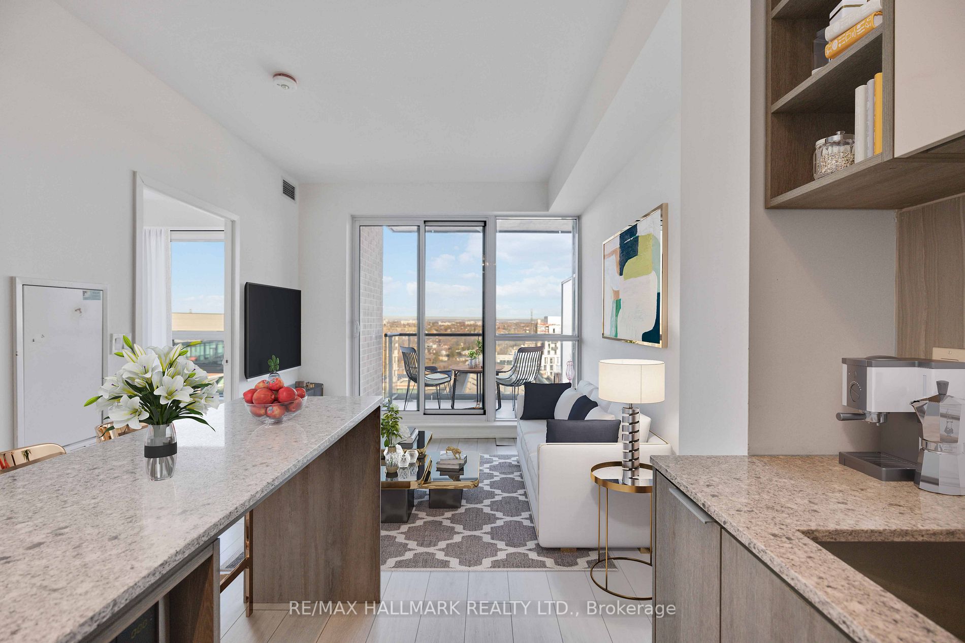 31 Tippett Rd, #1305