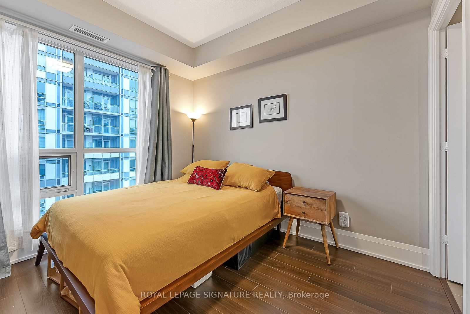 120 Harrison Garden Blvd, #1530
