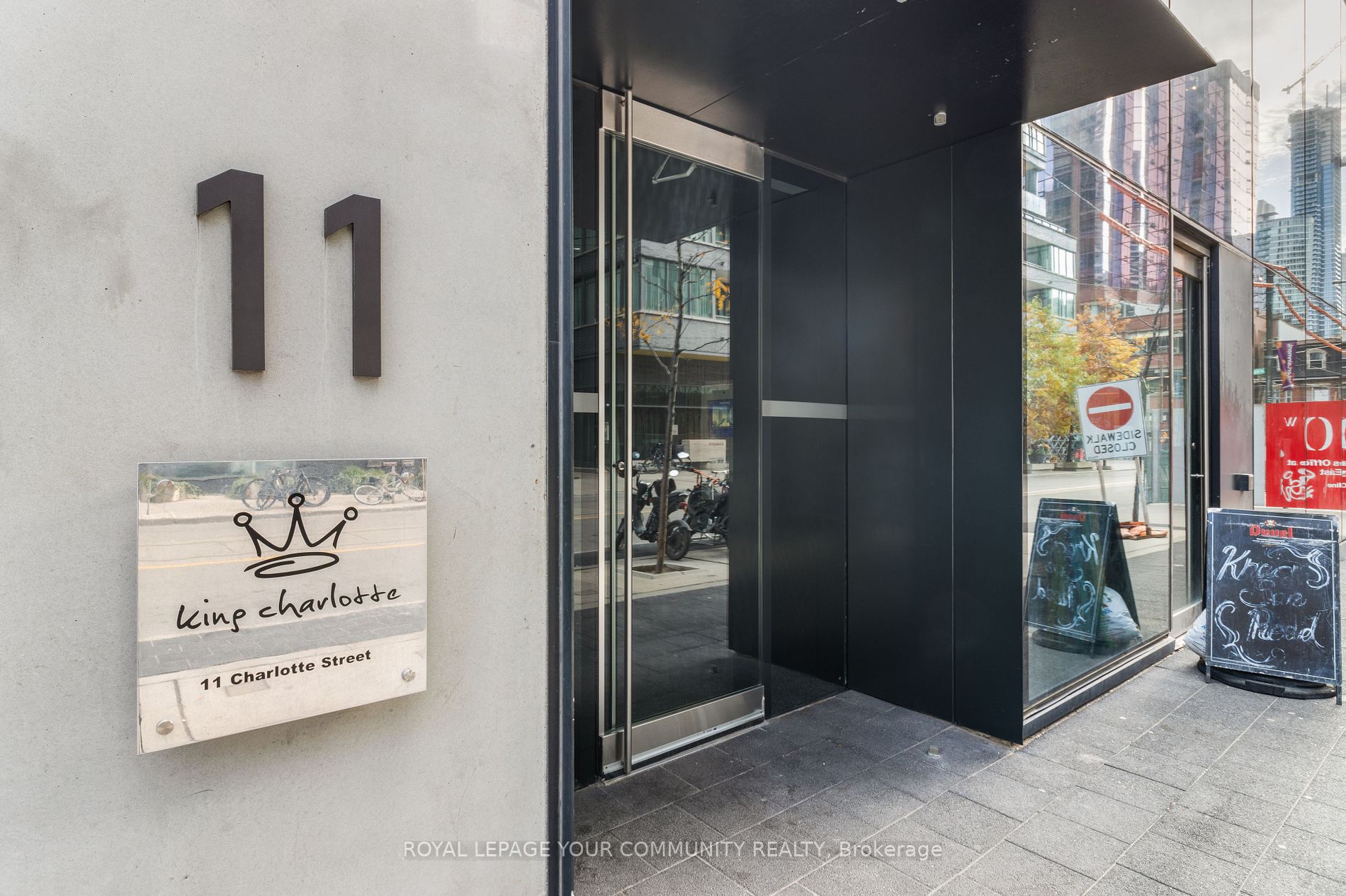 11 Charlotte St, #2101