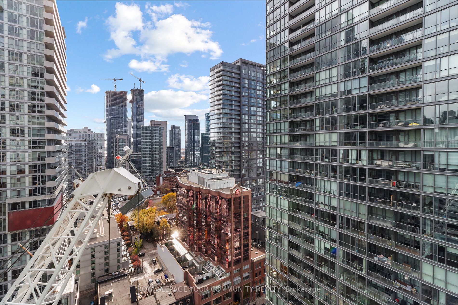 11 Charlotte St, #2101