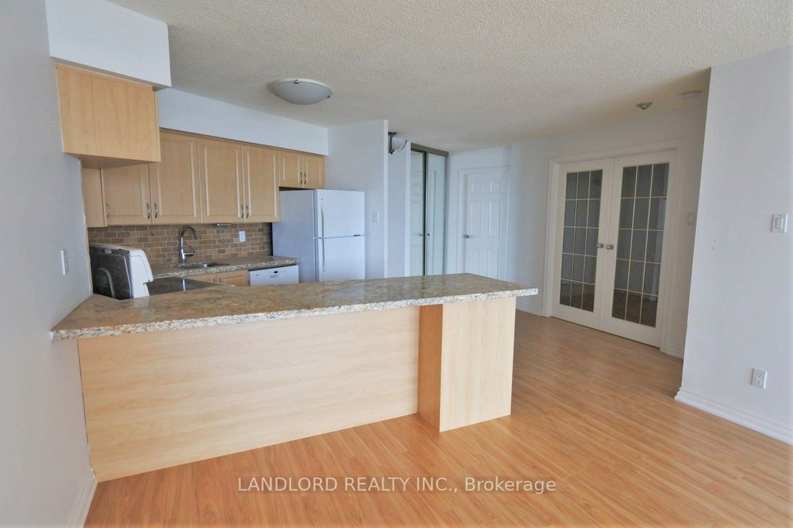 250 Queens Quay W, #1807