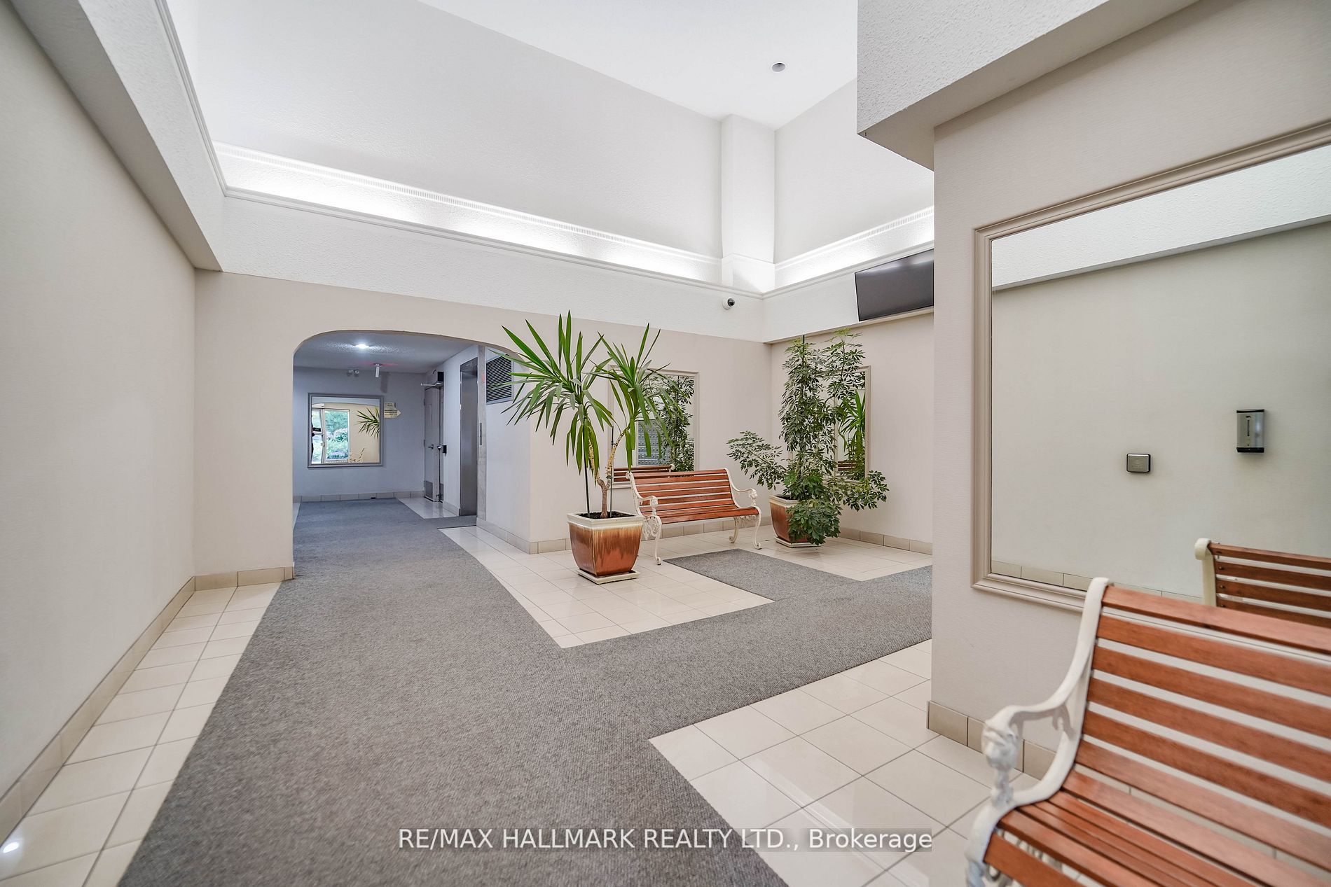 4005 Don Mills Rd, #104