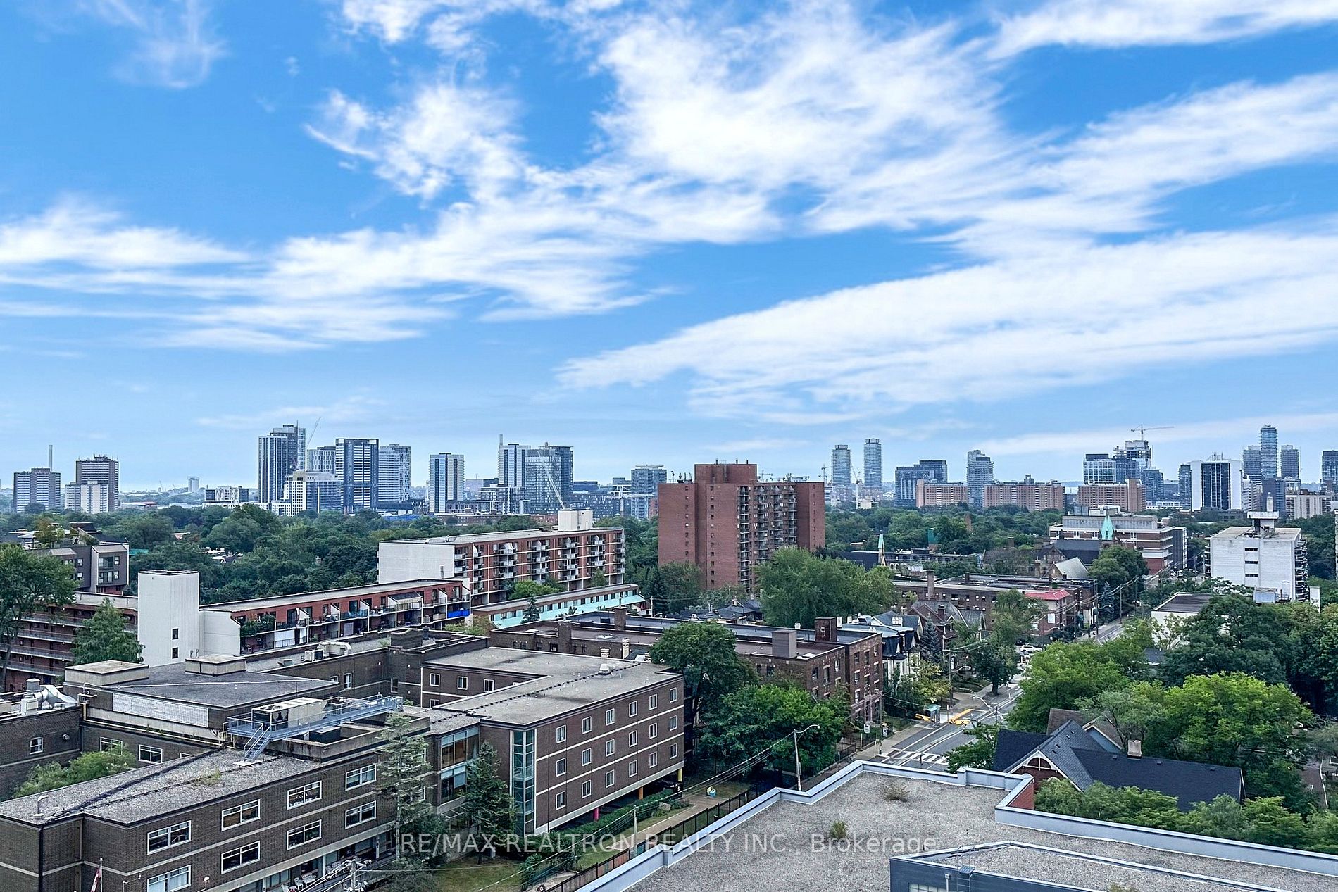 159 Wellesley St E, #908