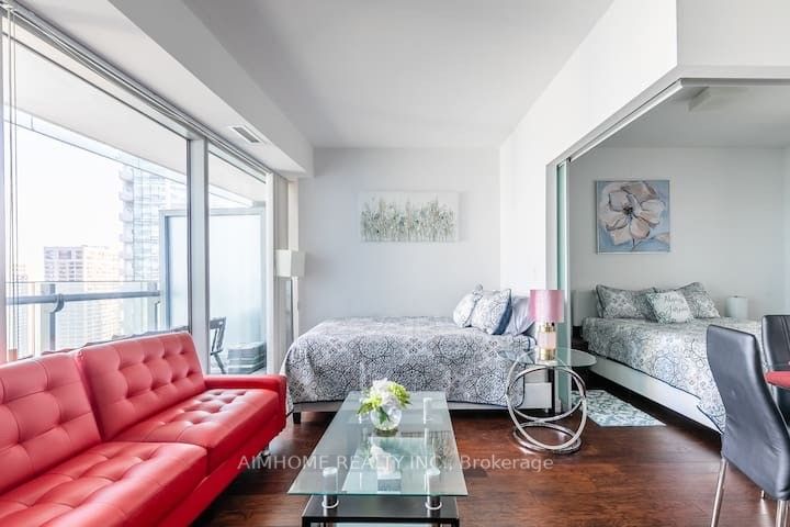 12 York St, #2611