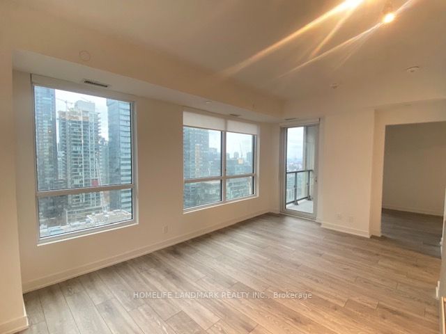 108 Peter St, #2506