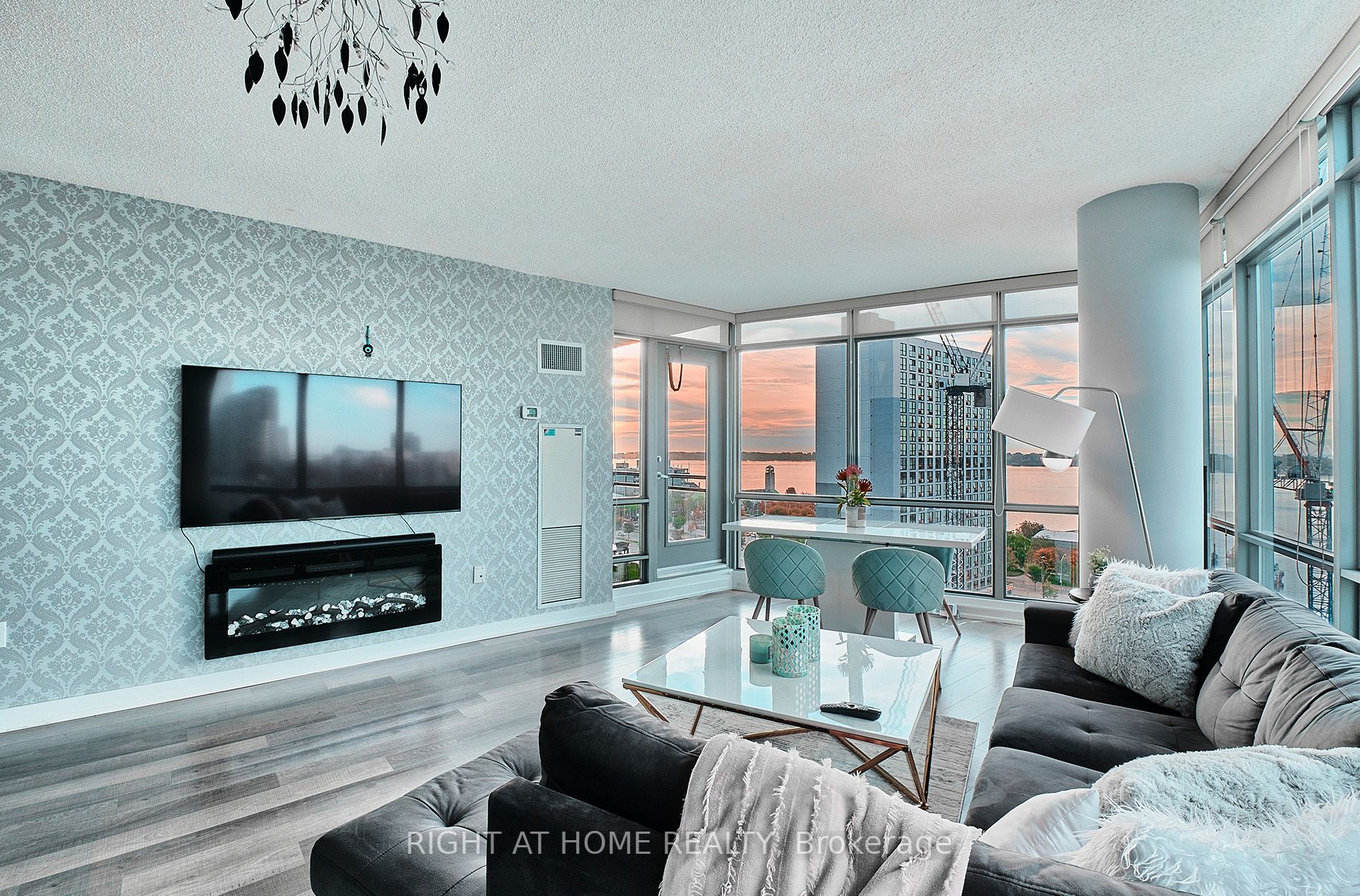 5 Mariner Terr, #1203