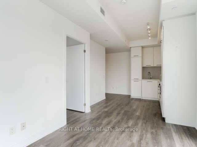 87 Peter St, #3106