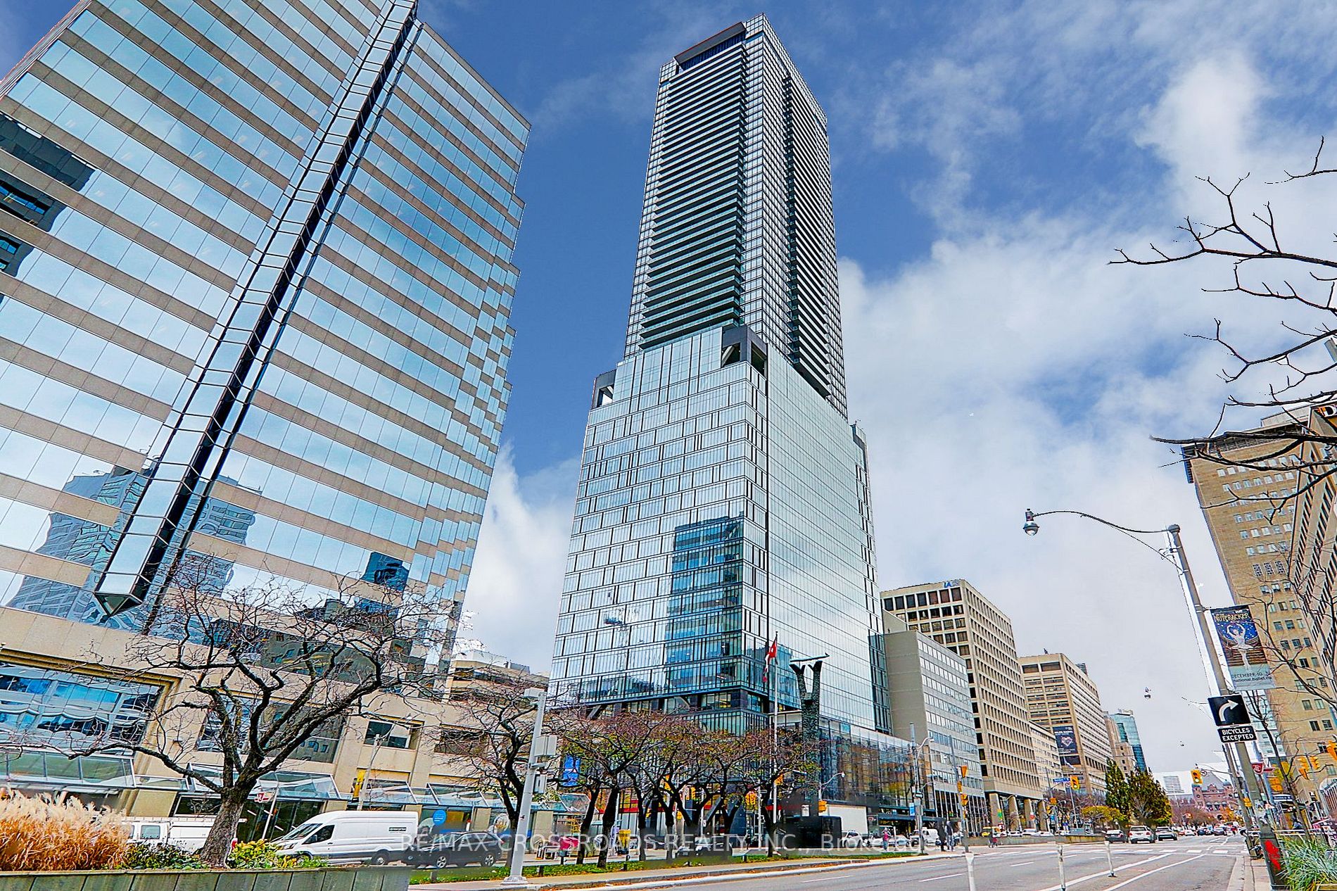 488 University Ave, #4310