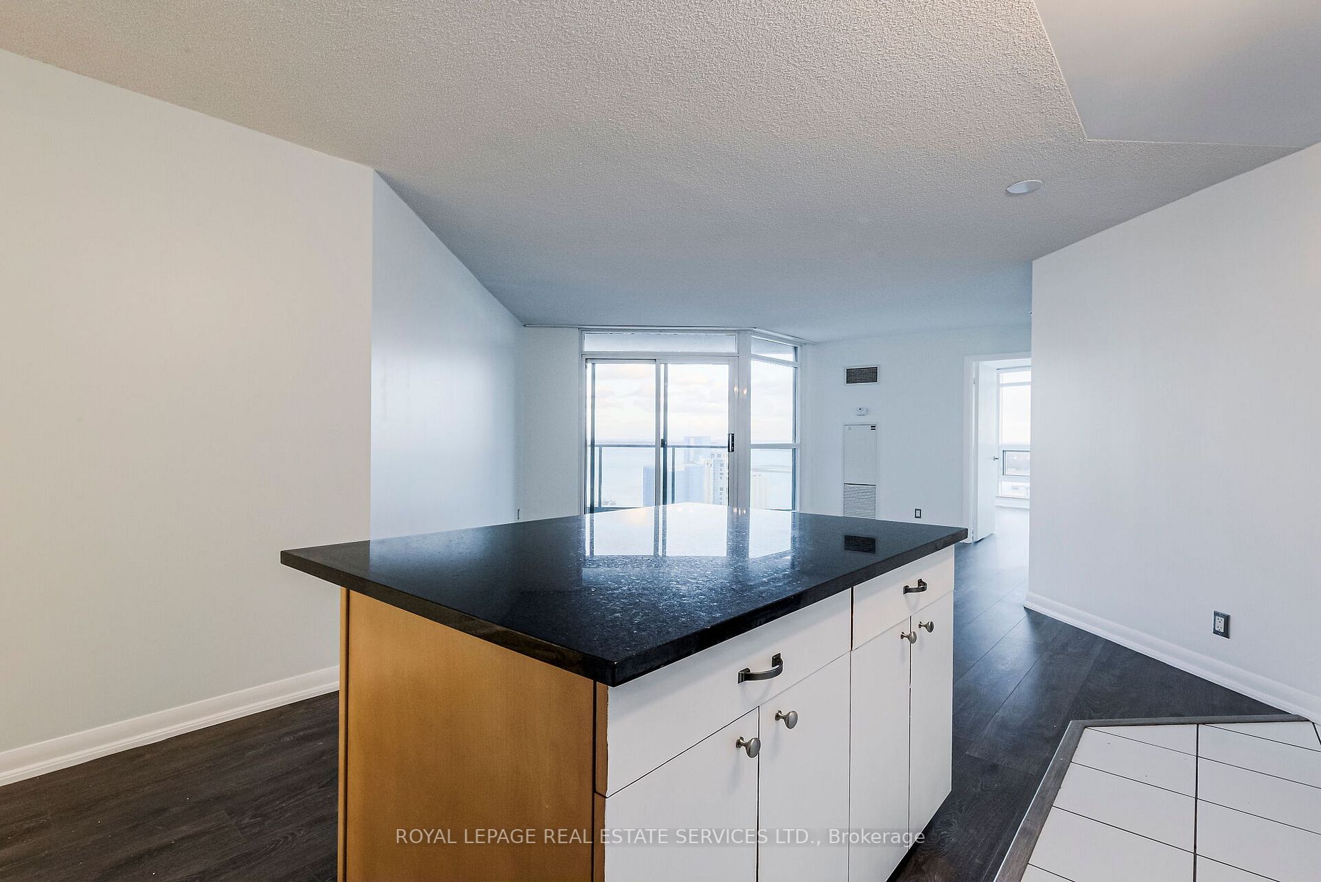 600 Fleet St, #2305
