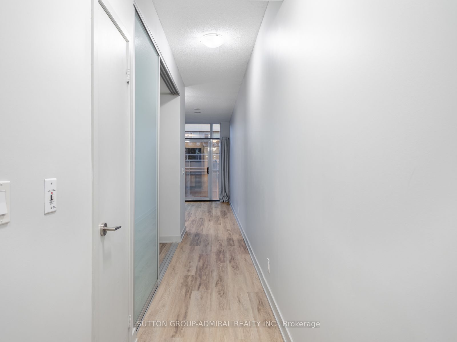 21 Nelson St, #718