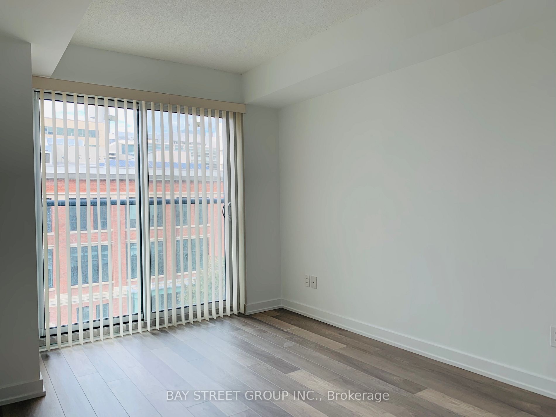 181 Huron St, #606