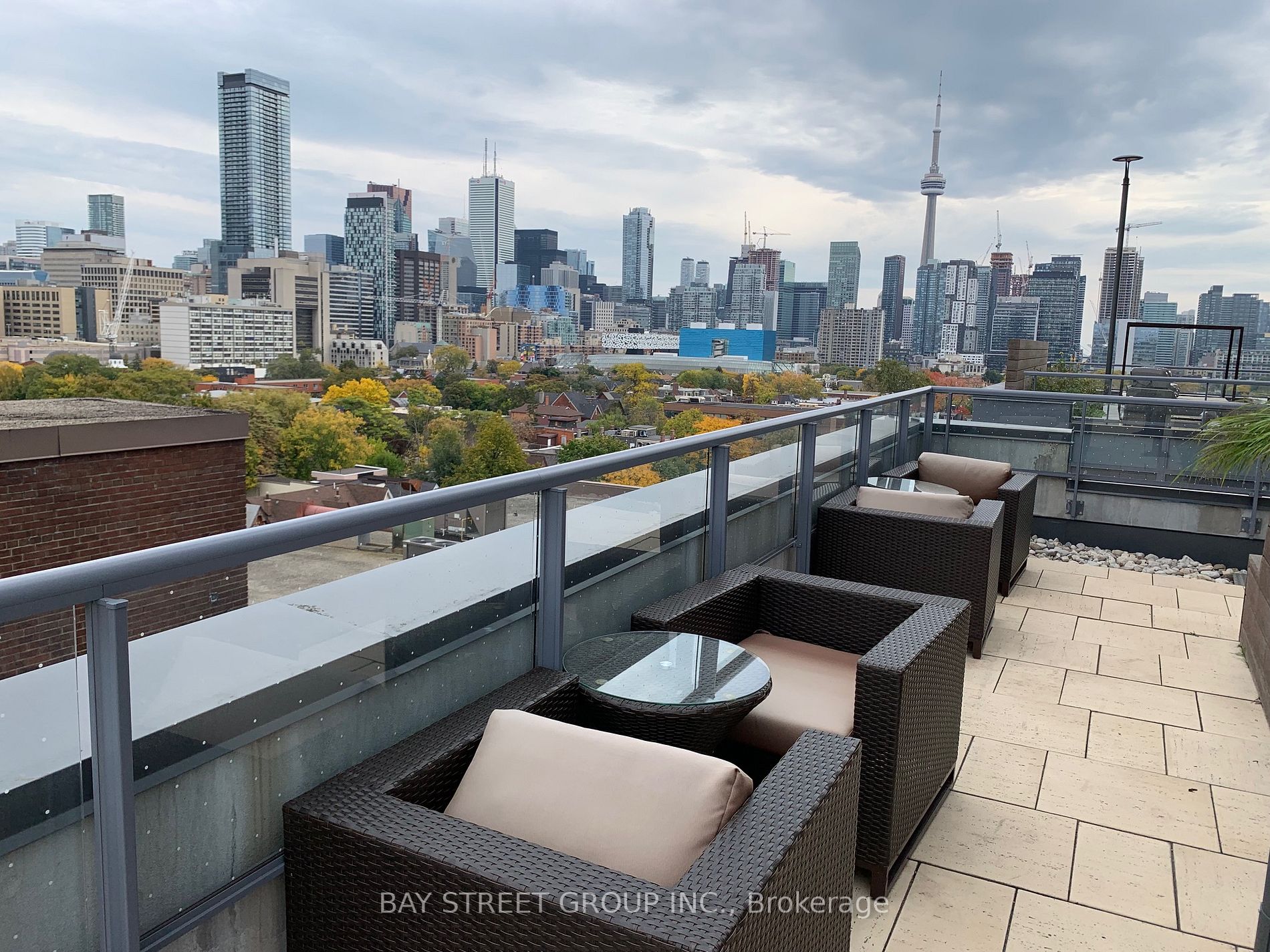 181 Huron St, #606