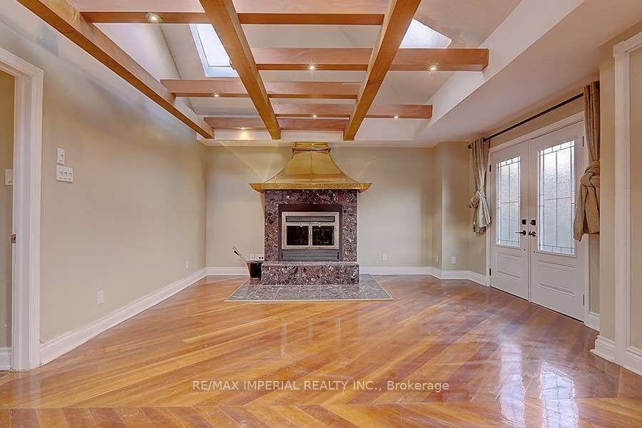 222 Wilfred Ave, #Main