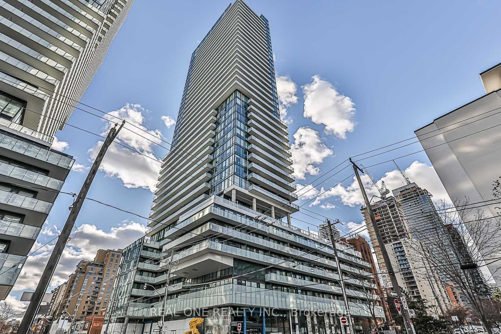 161 Roehampton Ave, #1104