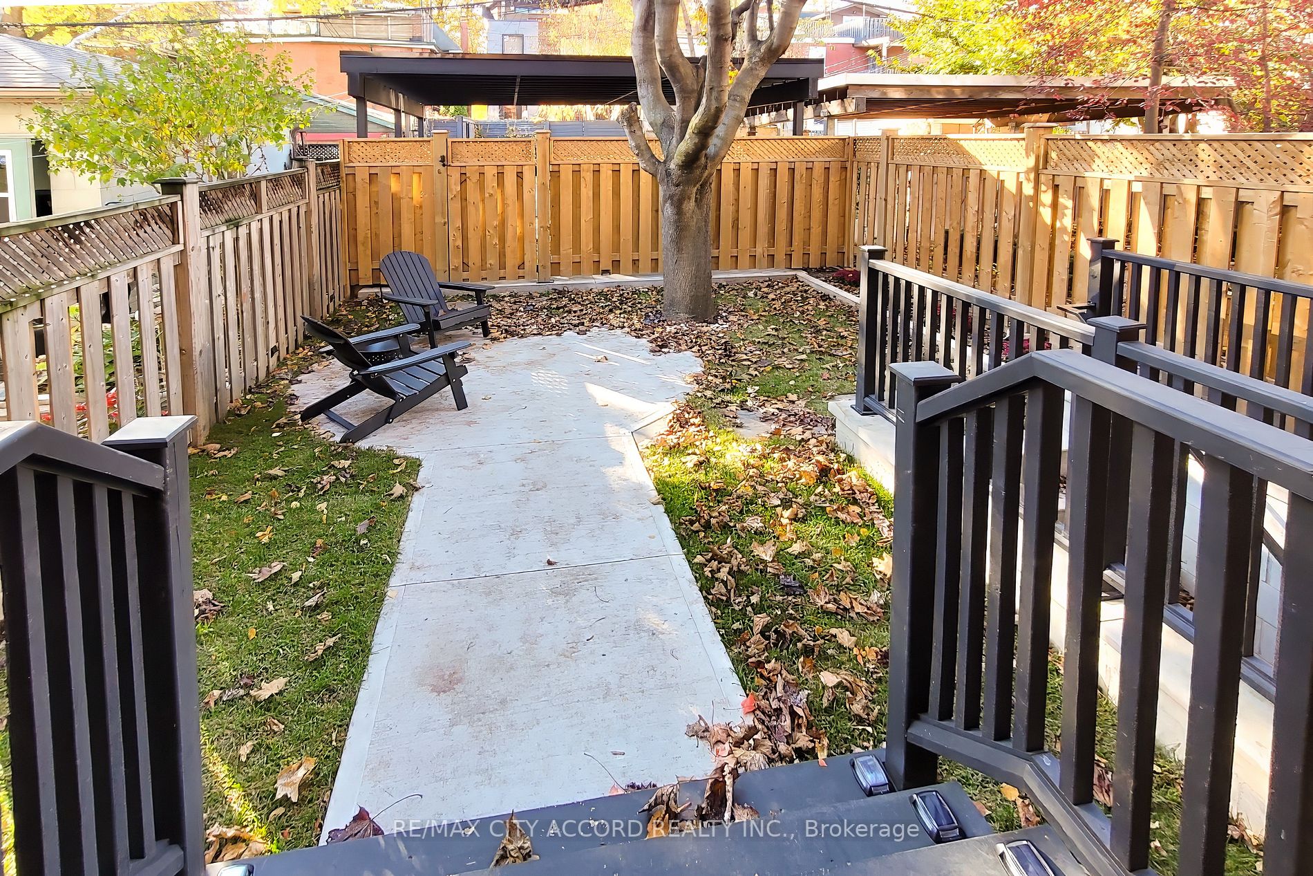 70 Major St