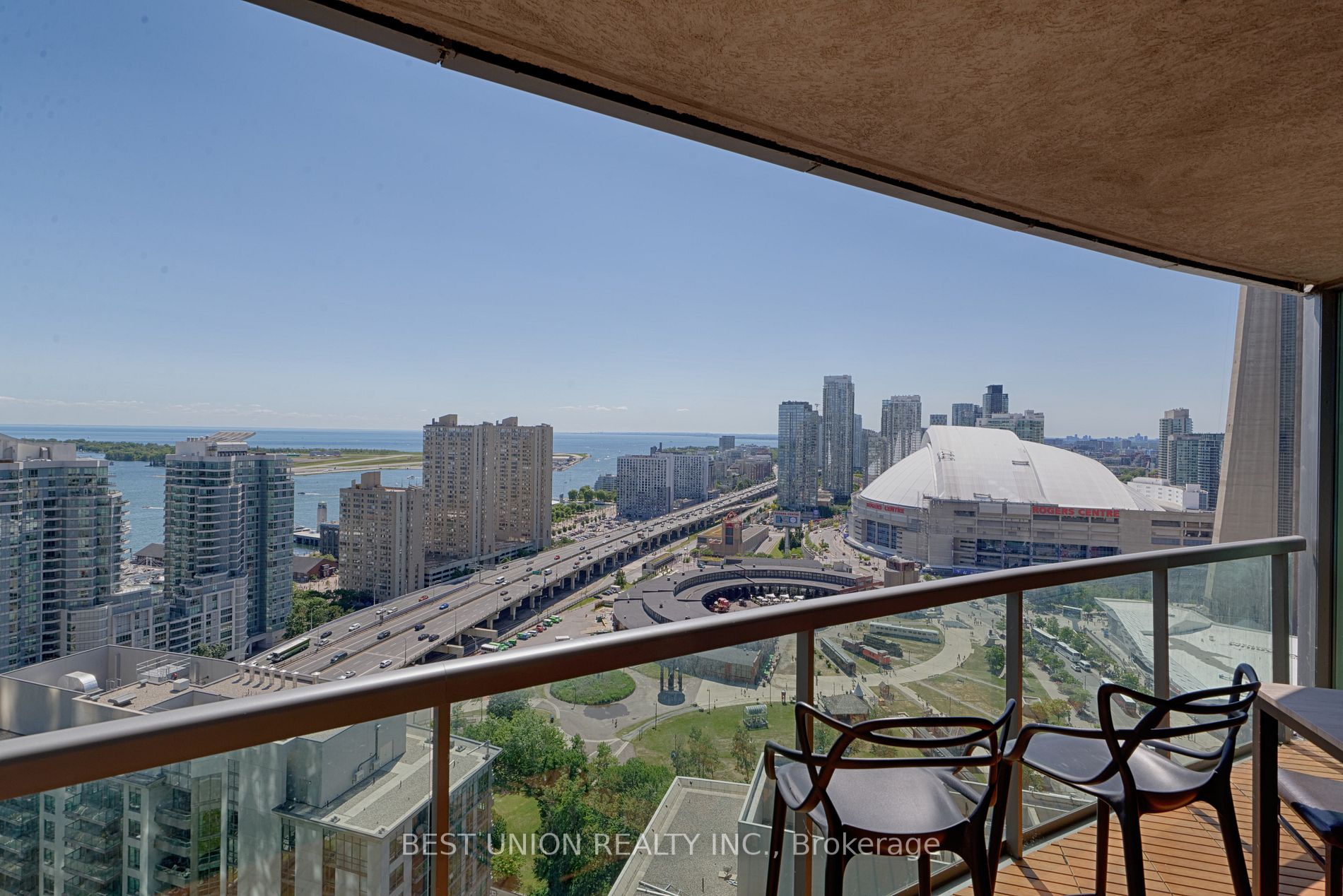 30 Grand Trunk Cres, #3511