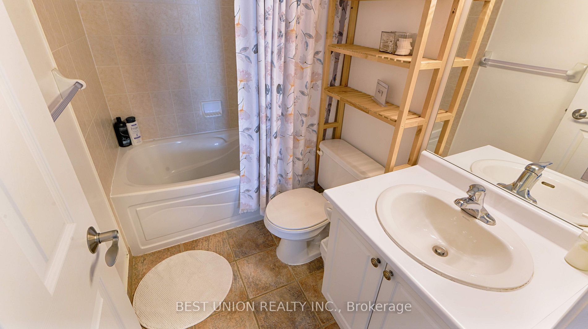 30 Grand Trunk Cres, #3511