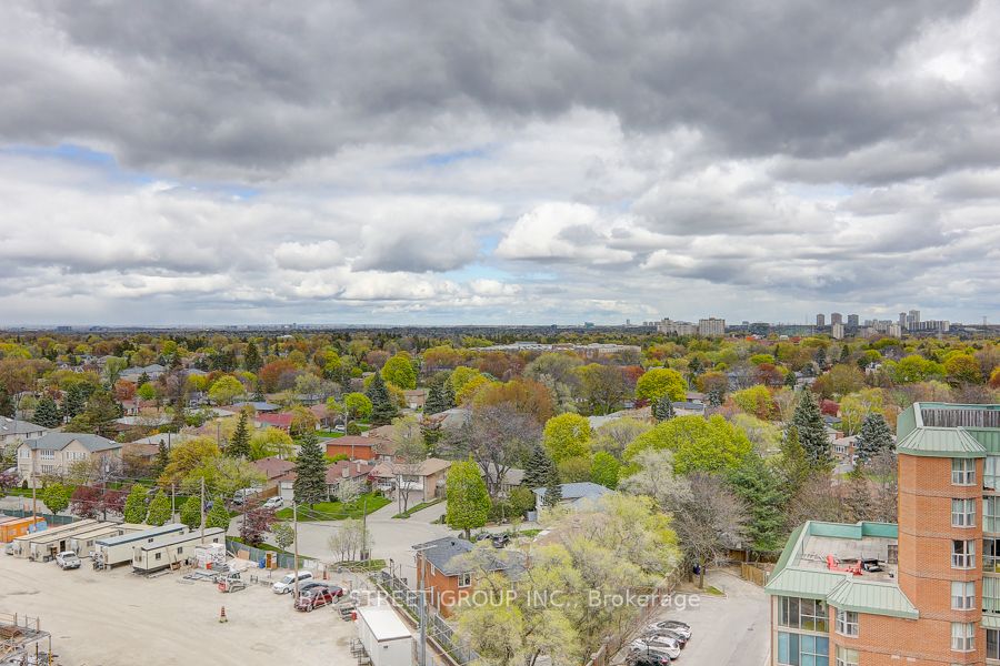 5793 Yonge St, #1202