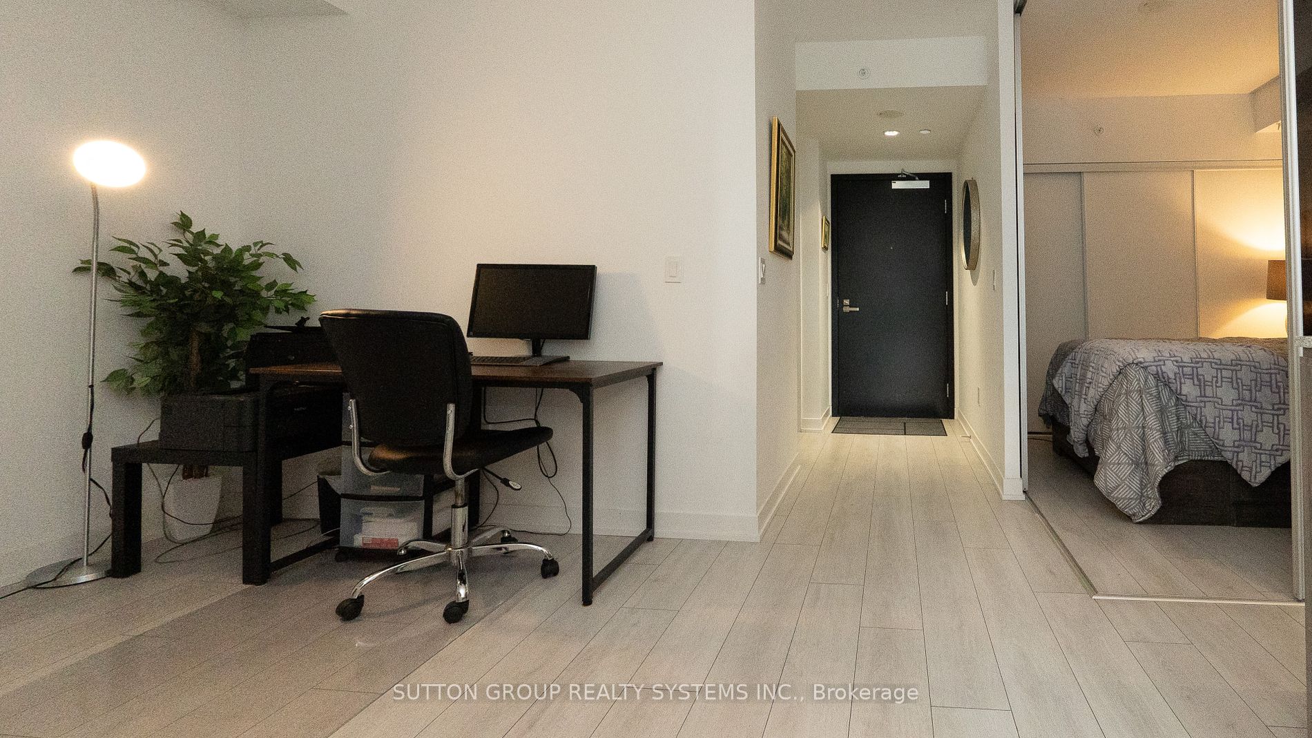 31 Tippett Rd, #459