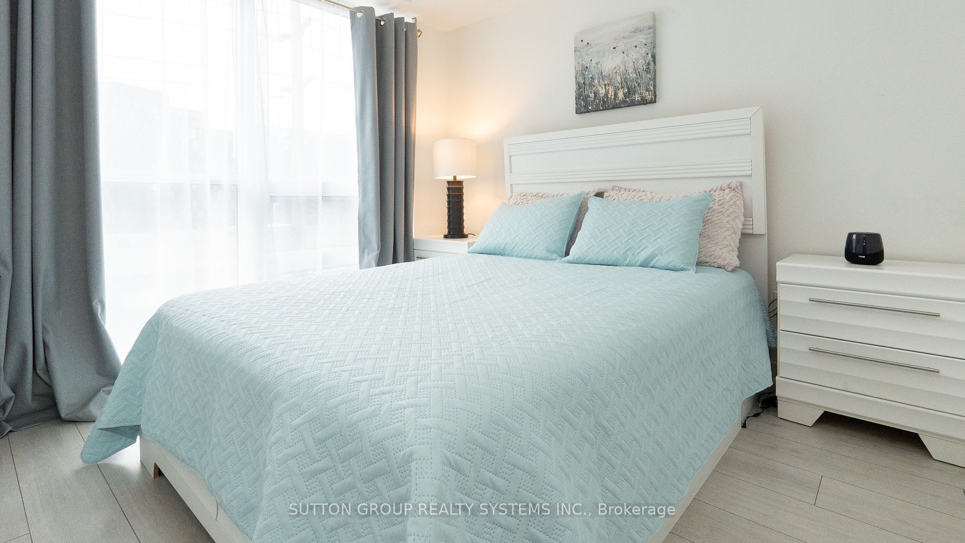 31 Tippett Rd, #459