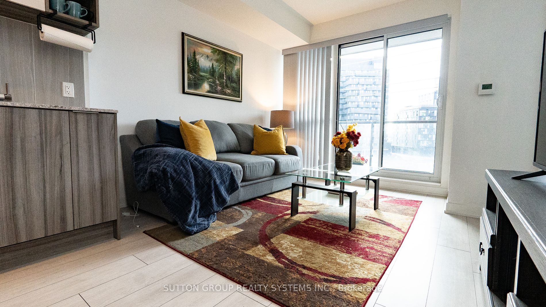 31 Tippett Rd, #459