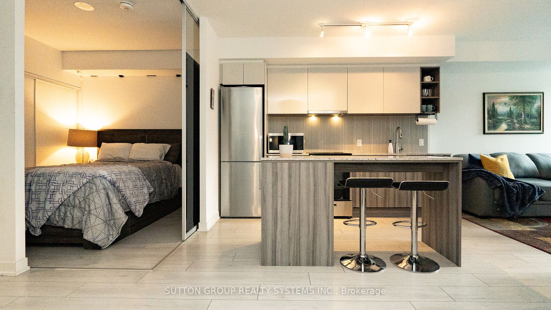 31 Tippett Rd, #459