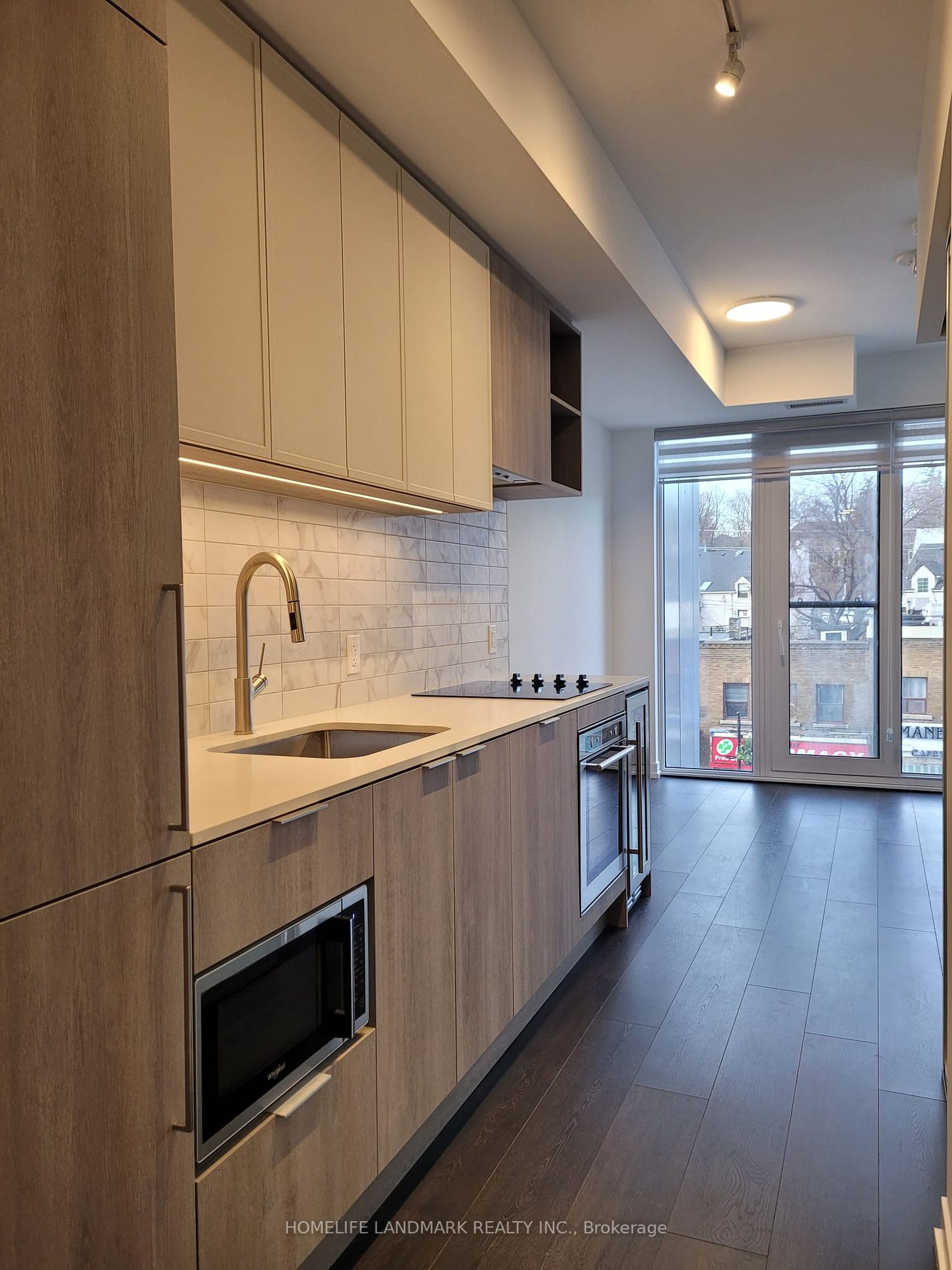 2020 Bathurst St, #329