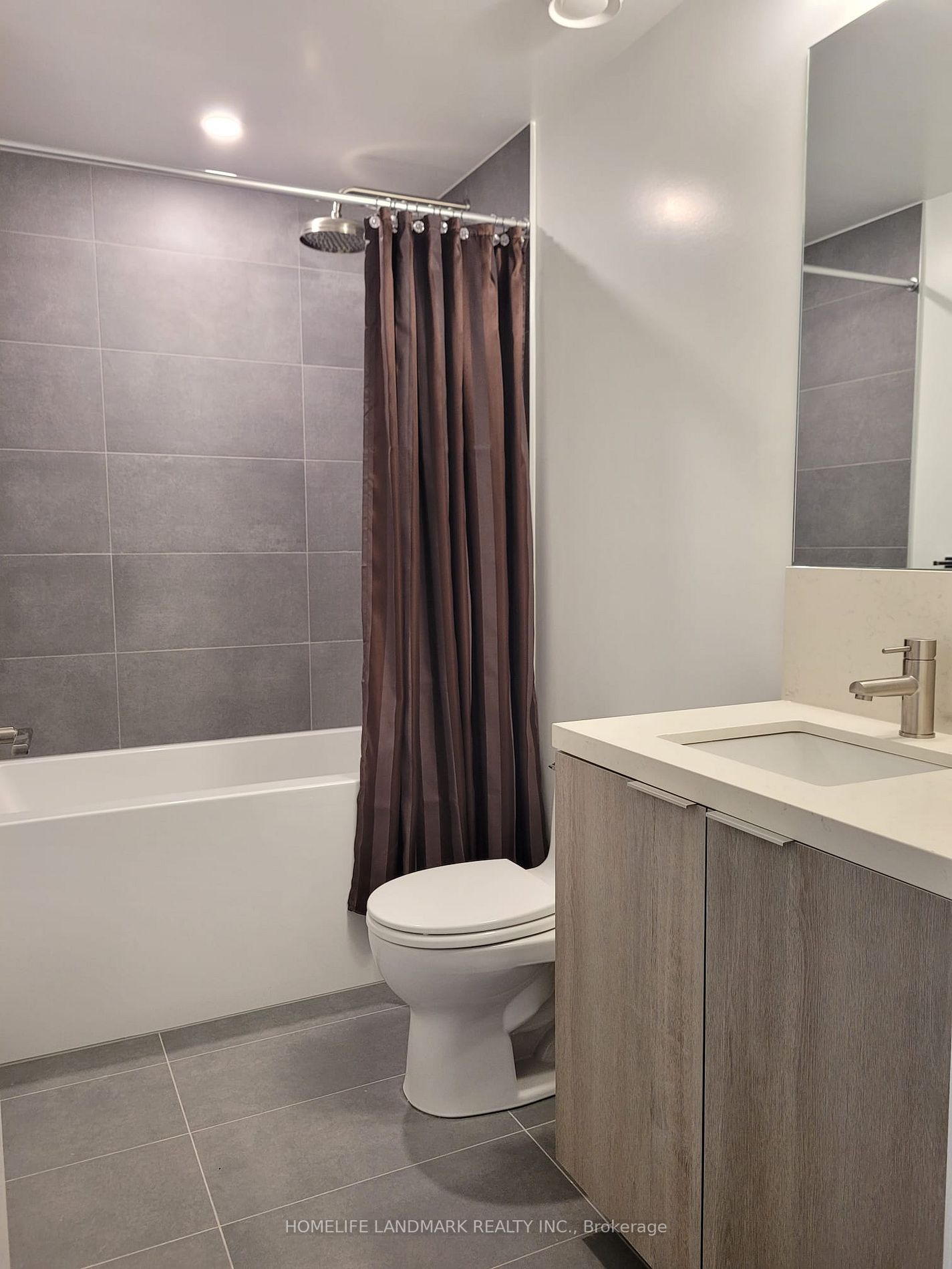 2020 Bathurst St, #329