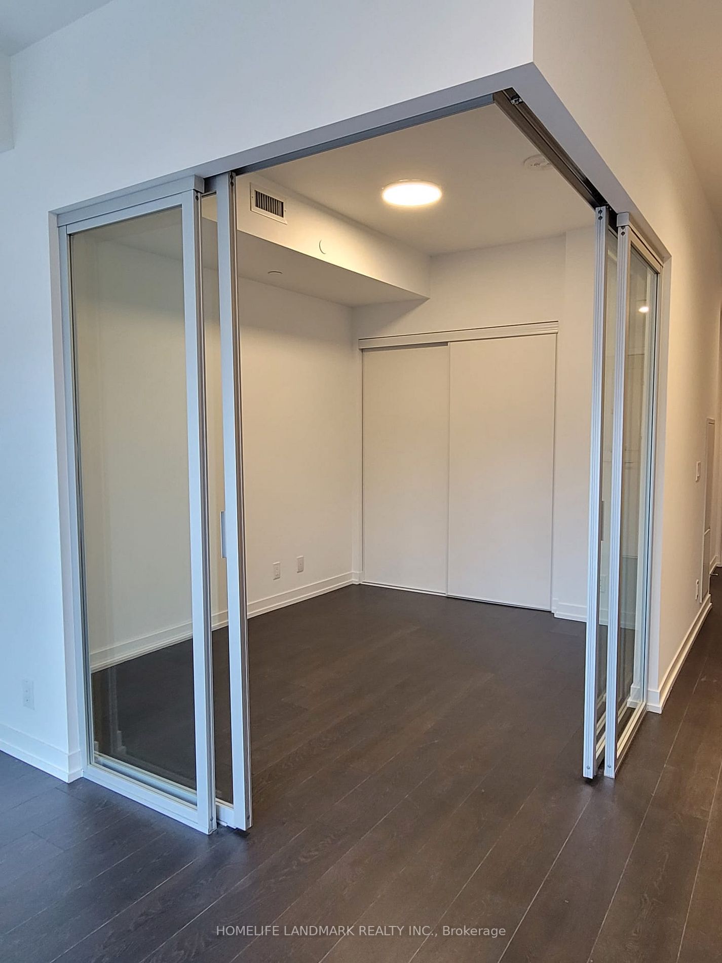 2020 Bathurst St, #329