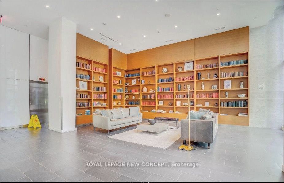 170 Fort York Blvd, #2007