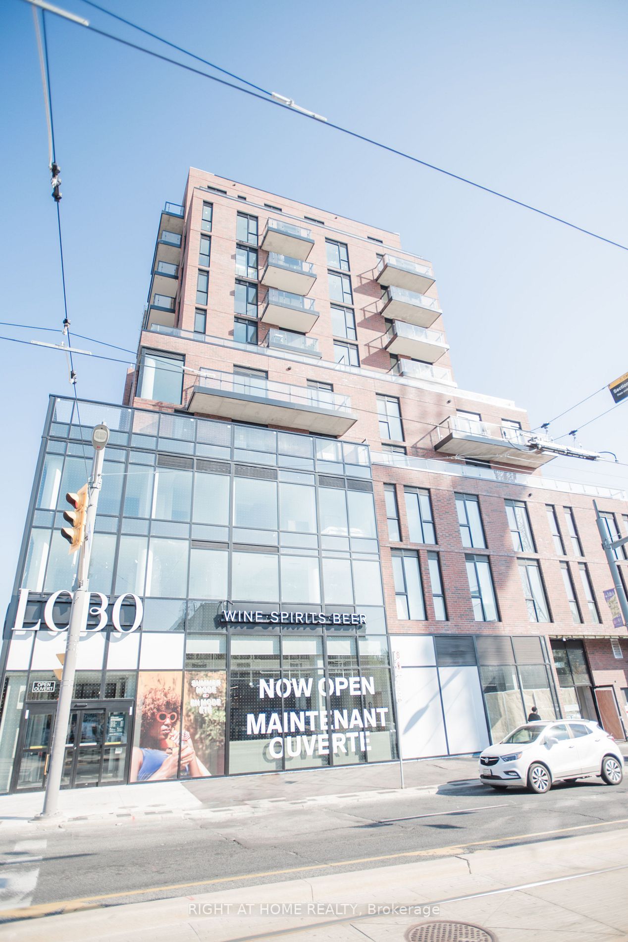 185 Alberta Ave, #705