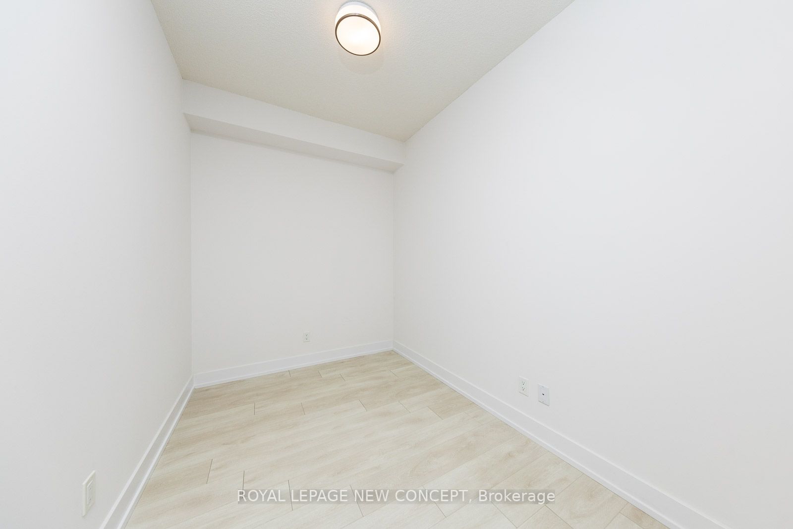 25 Adra Grado Way, #939