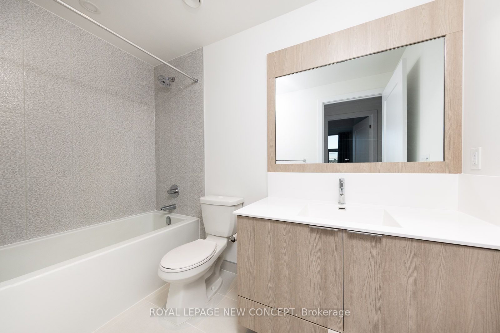 25 Adra Grado Way, #939