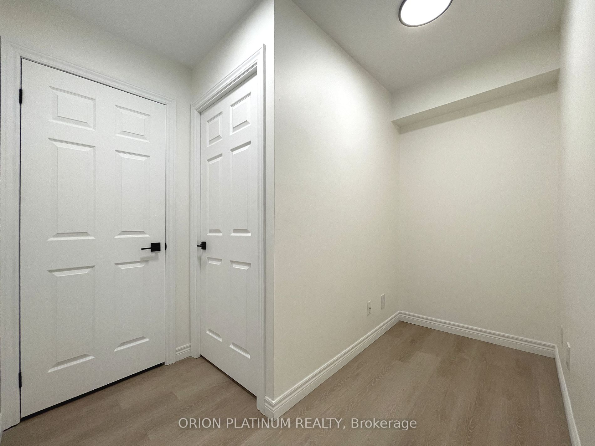 30 Grand Trunk Cres, #3707