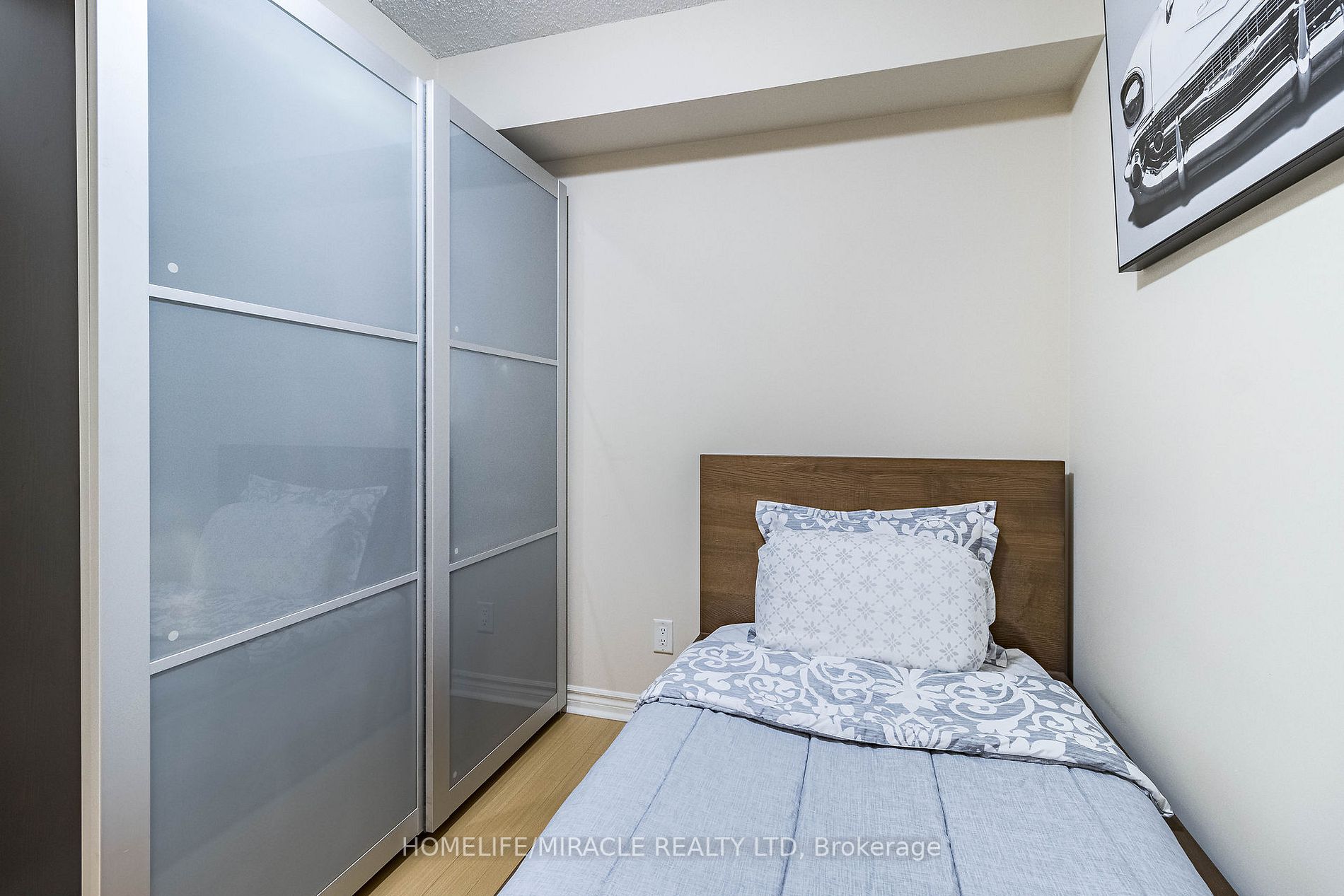 17 Barberry Pl, #1604