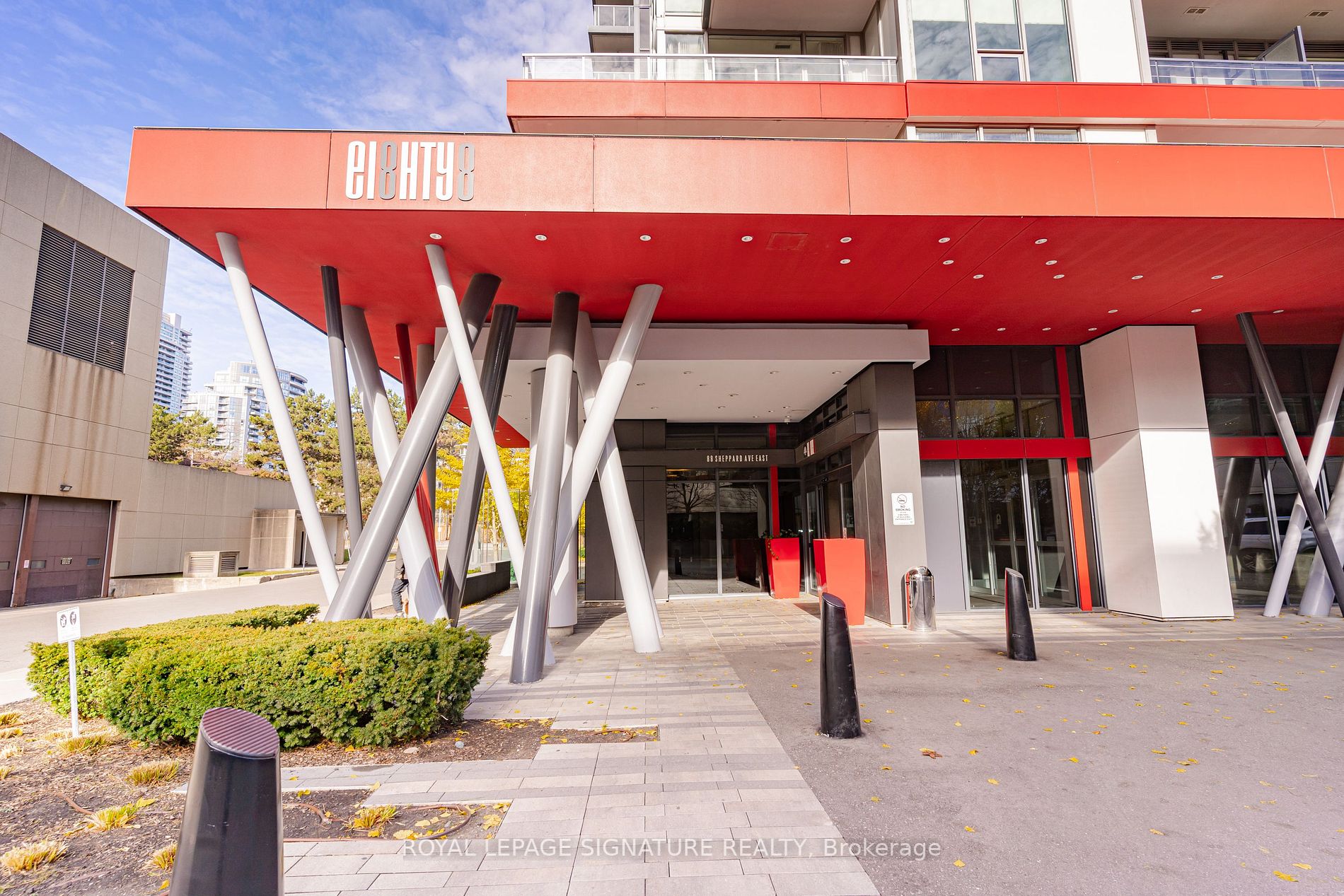 88 Sheppard Ave E, #2003