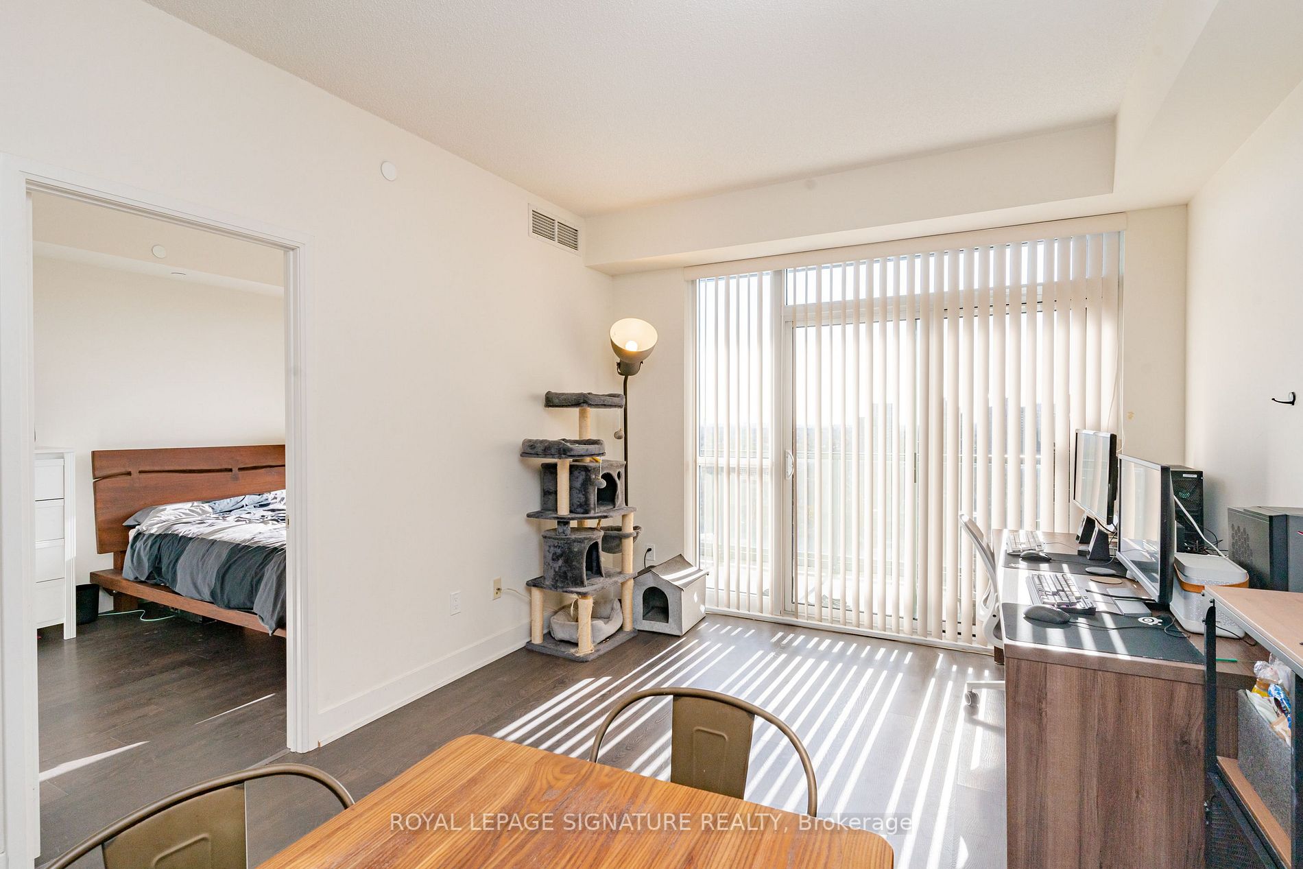88 Sheppard Ave E, #2003