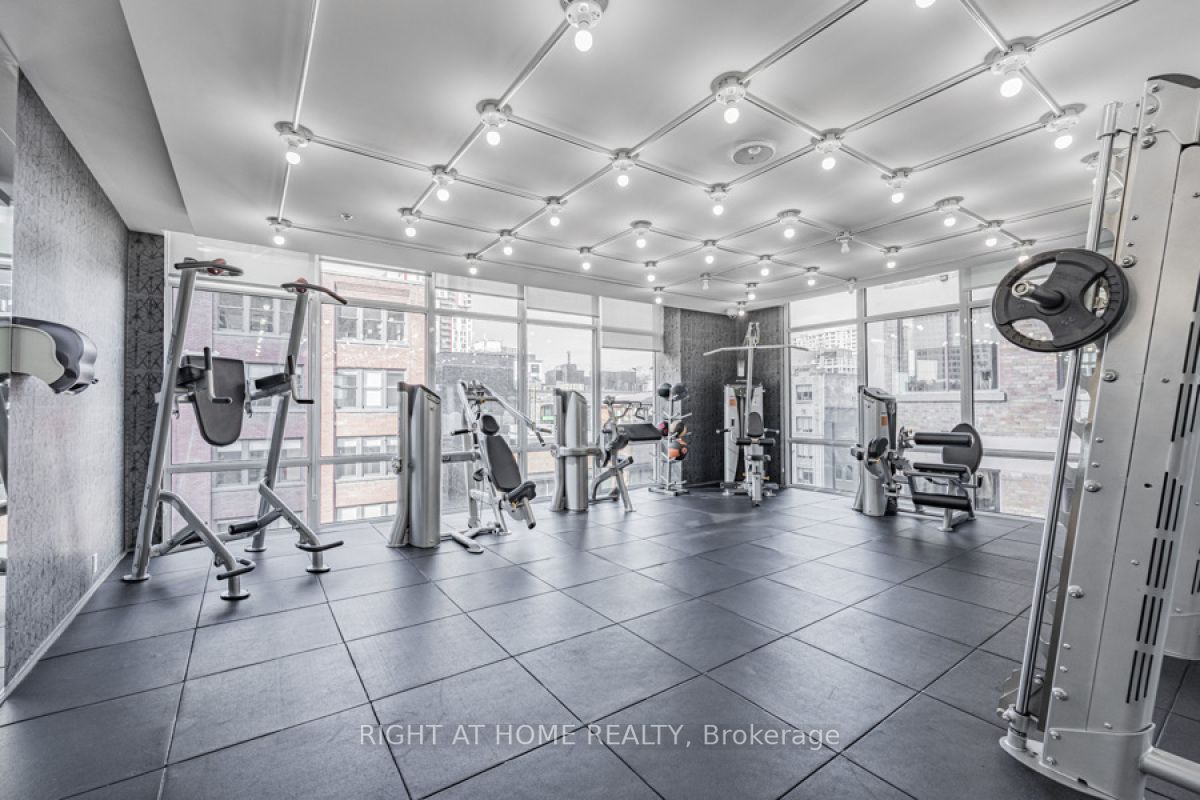 30 Nelson St, #507