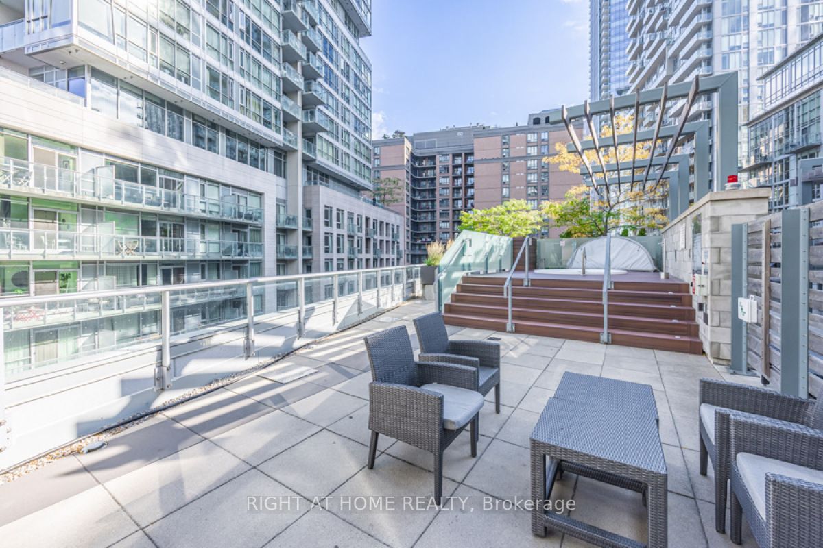 30 Nelson St, #507