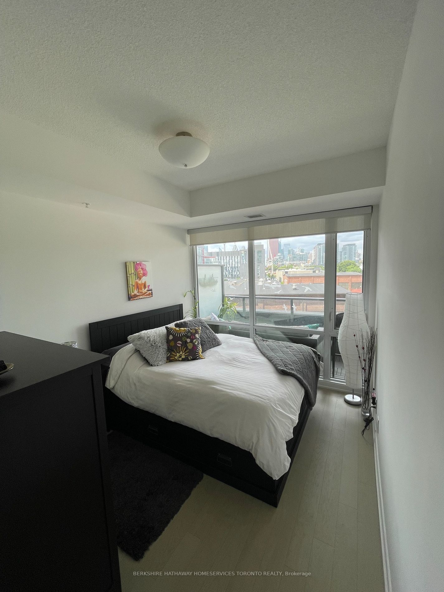 120 Bayview Ave, #N424
