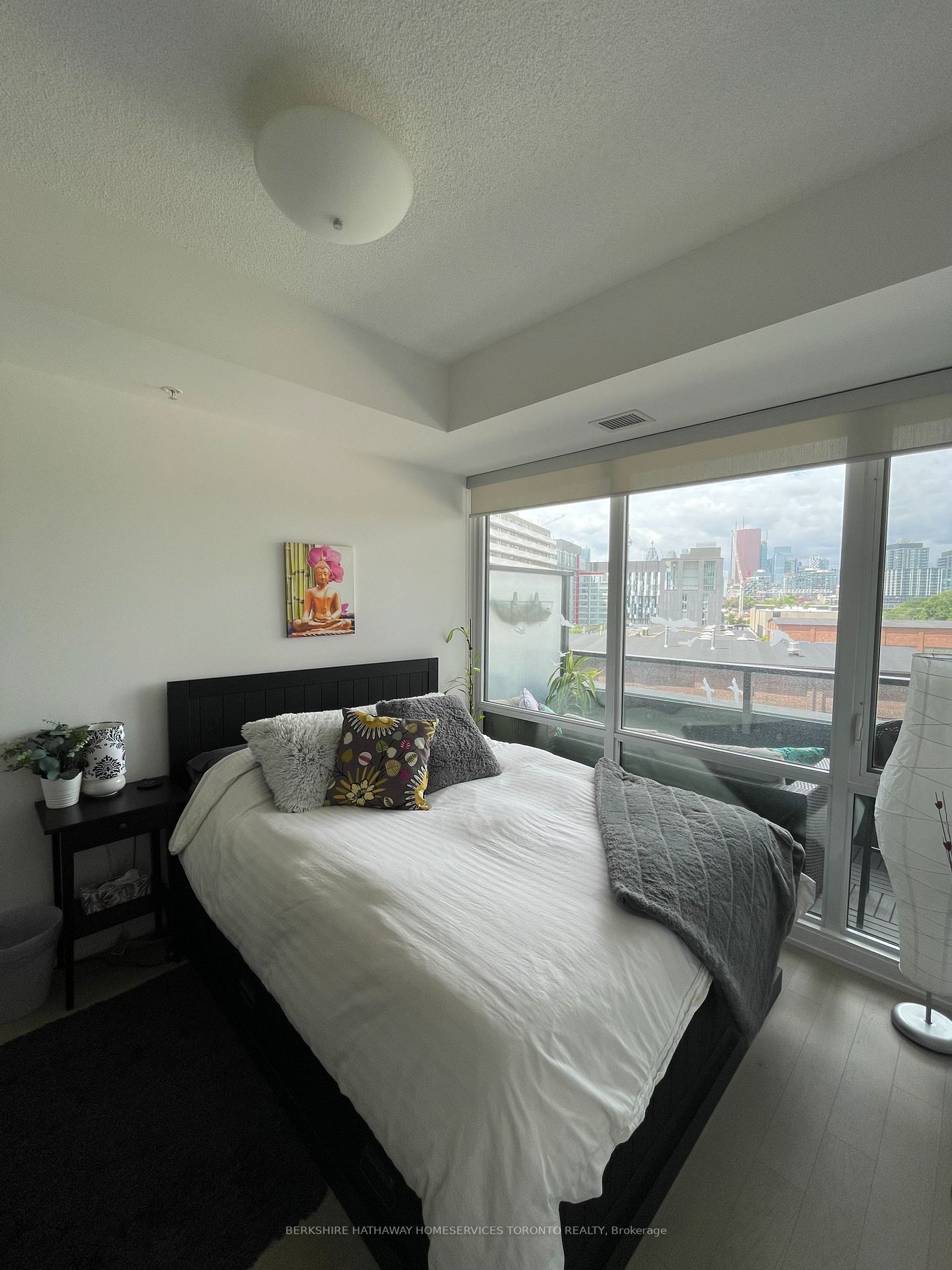 120 Bayview Ave, #N424