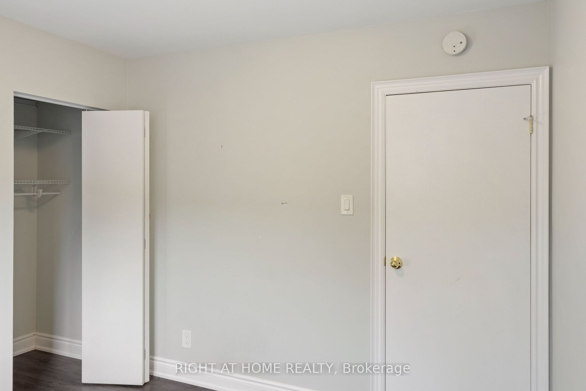 65 Regatta Cres, #Main