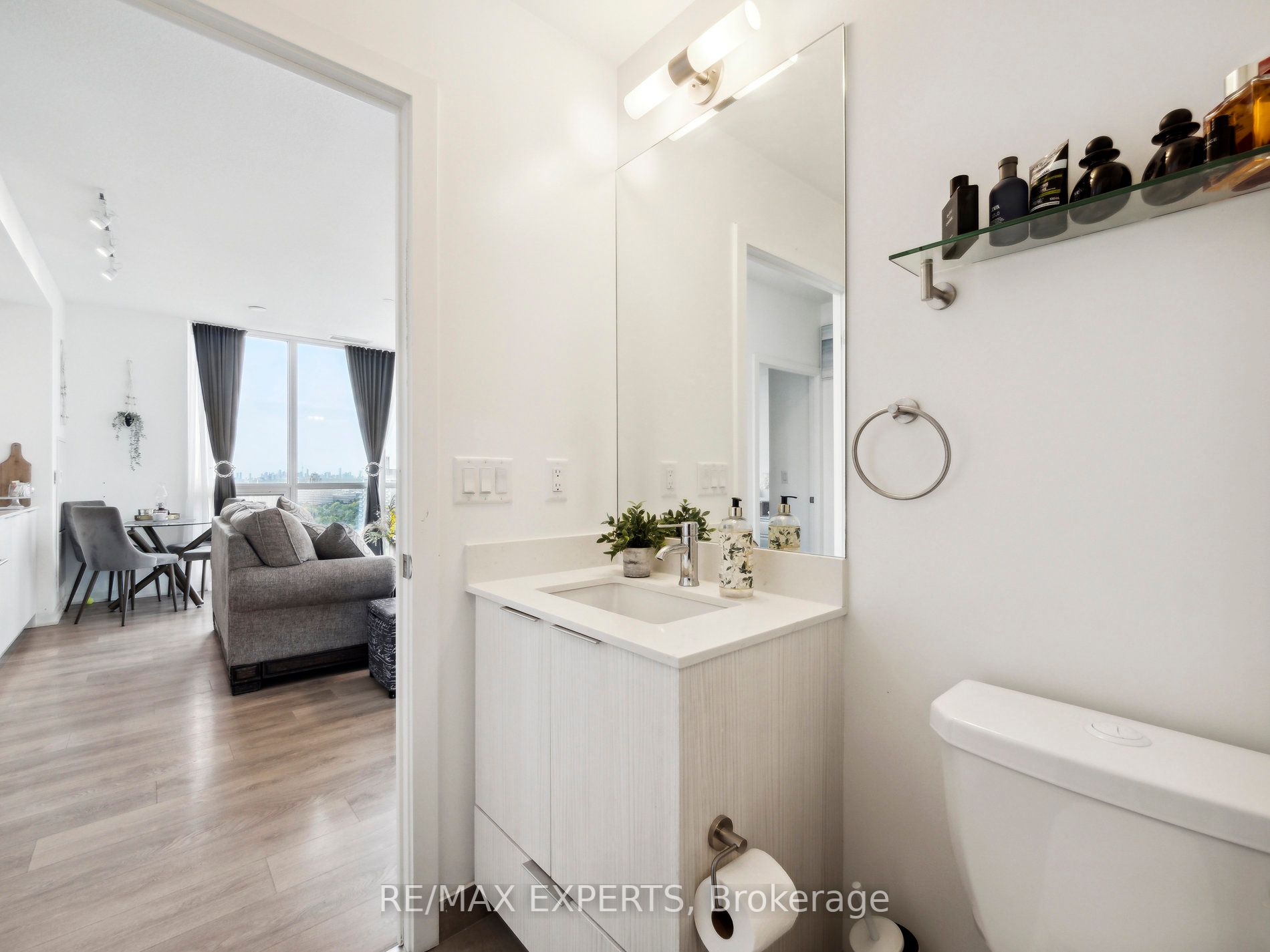 36 Forest Manor Rd, #705